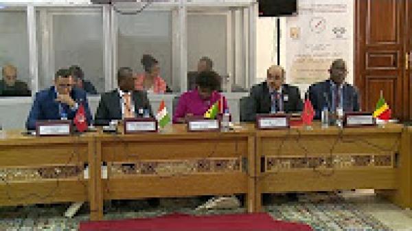 الداخلة: دعوة الى رؤية افريقية موحدة في مجال ممارسات الذكاء الاقتصادي