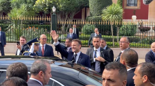 كواليس وصول ماكرون للبرلمان المغربي وتصريحات برلمانيين عن خطابه التاريخي