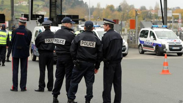 مقتل مسلحين احتجزا رهائن في كنيسة بفرنسا و ذبحا أحد رهبانها