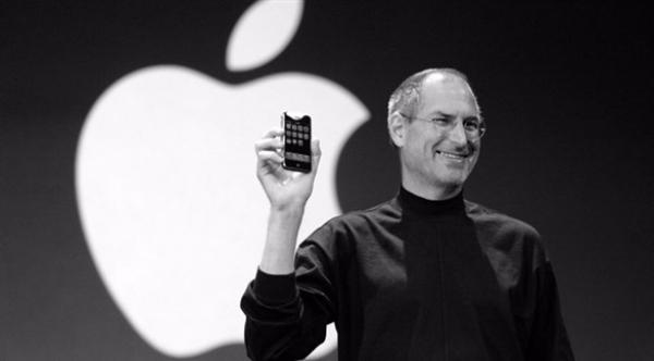 الهاتف آي فون غيّر العالم بعد 10 سنوات من طرحه للمرة الأولى