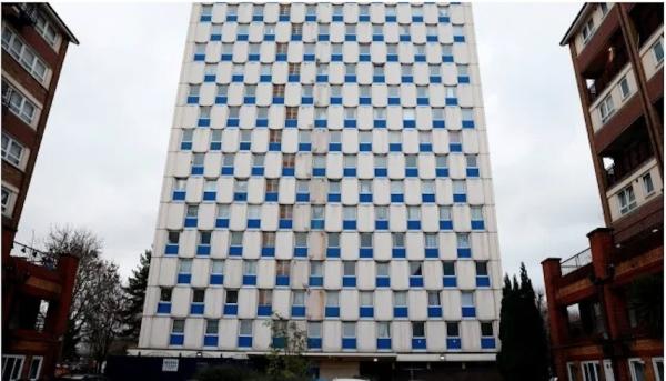 صدمة امرأة بسبب قرار هدم  شقة اشترتها بـ 100 ألف دولار