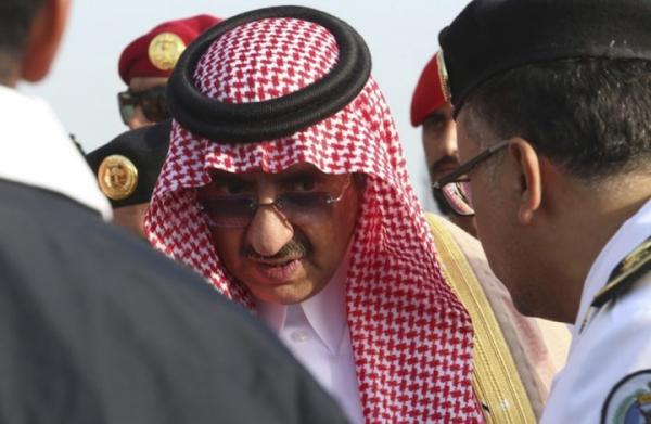 "الغارديان" تؤكد وضع ولي العهد السعودي السابق تحت الإقامة الجبرية