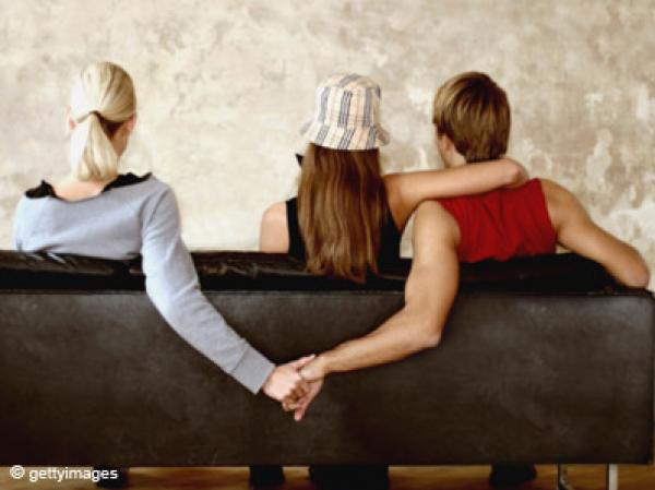 زعما بصح .....إكتشاف العلماء لجينة مسؤولة عن الخيانة الزوجية