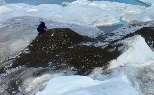 فيروسات "زومبي" مختبئة في الجليد القطبي- تحذير من وباء جديد!