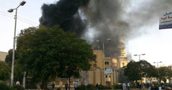 إحالة 84 من أنصار مرسي بالسويس للنيابة العسكرية بتهم القتل وحرق كنائس