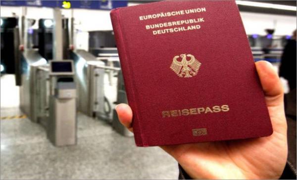 ألمانيا تسجن مغربيا عاش منذ سنوات متخفيا بهوية 23 شخصية مختلفة وغير تاريخ ميلاده 7 مرات !