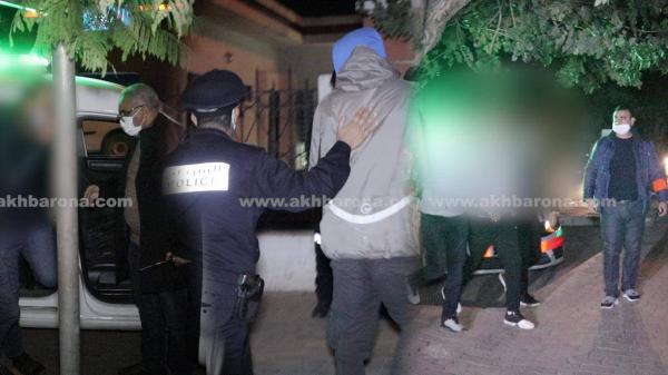 شاهد تدخلات رجال الأمن ليلة رأس السنة في ظل الجائحة