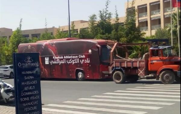 فضيحة: الكوكب بدون حافلة بعد الحجز عليها