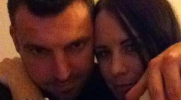 مشجّع يقضم أذن صديقته بعد خسارة فريقه في المونديال