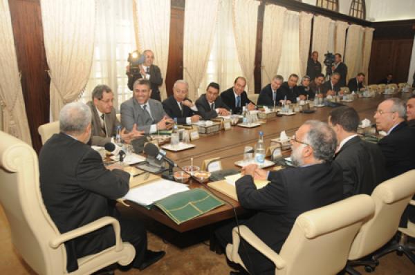 "ضغوطات" على رئيس الحكومة لإدخال حزبي الأصالة والمعاصرة والاتحاد الاشتراكي إلى الحكومة