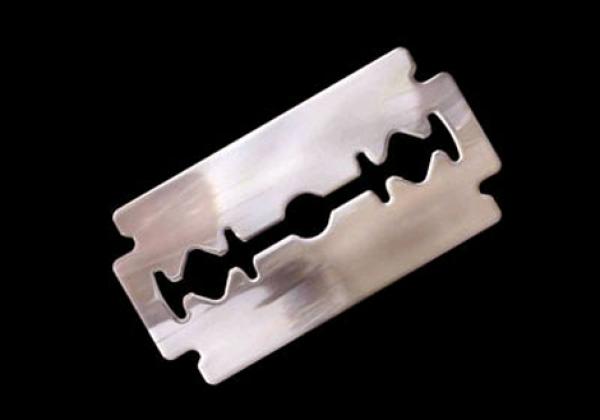 كارثة... تلميذ يشرمل وجه زميله داخل الفصل بهذه المدينة ويرسله في حالة خطيرة للمستعجلات وهذا مصيره