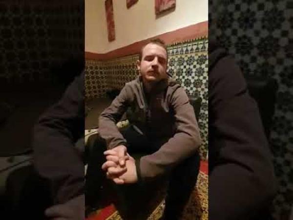 ما حقيقة "الاعتداء" على سائح أمريكي بمراكش بسبب "كورونا"؟..مديرية الحموشي تصدر هذا البلاغ (فيديو)