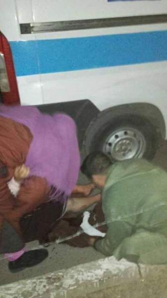 فضيحة  ... سيدة تضع مولودها امام المستشفى الاقليمي بالفقيه بن صالح