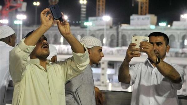 خبر غير سار لعشاق "السيلفي" داخل الحرم المكي