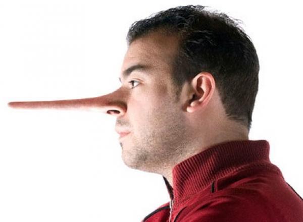 5 علامات تكشف لك الكاذبين