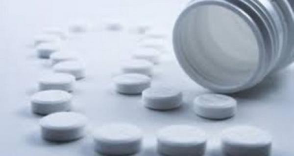 الفرنسيون يفقدون الثقة في العقاقير والتطعيمات دون روشتة الطبيب