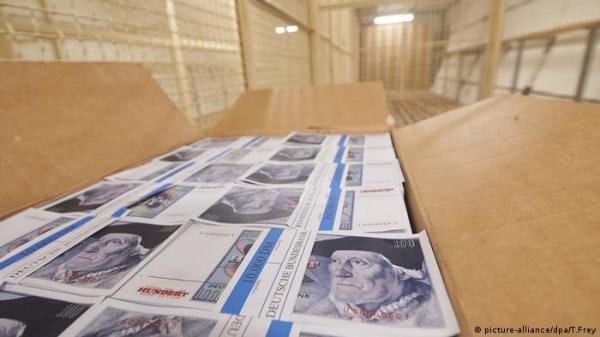 ألمانيا خبأت عملة بديلة بالمليارات خلال الحرب الباردة