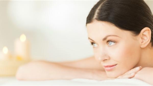 4 أطعمة تمنح جلدك الشباب وتحميه من التجاعيد والشيخوخة