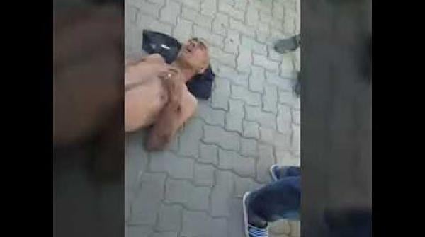 شوهة وفضيحة مستشفيات الوردي : مريض كما ولدته امه قذفته سيارة اسعاف