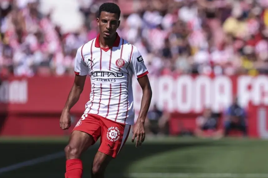 "لو كان برازيلياً لبيع بالملايين".. جماهير المغرب تنتفض دفاعاً عن "مايسترو" خط الوسط عز الدين أوناحي