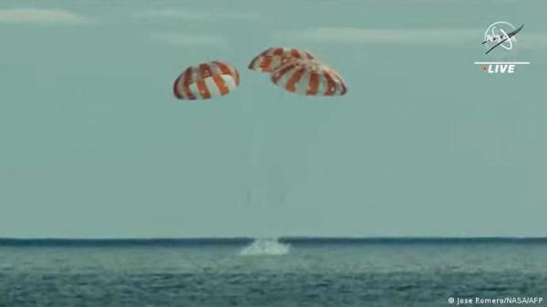 "لحظة تاريخية" ـ عودة كبسولة "أوريون" إلى الأرض بعد رحلة حول القمر