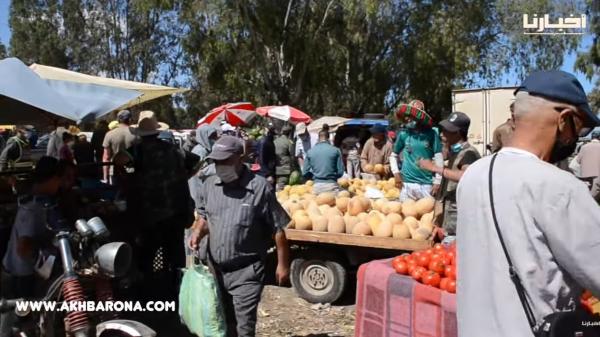 الأسواق الأسبوعية تفتح أبوابها بعد 3 أشهر من الإغلاق