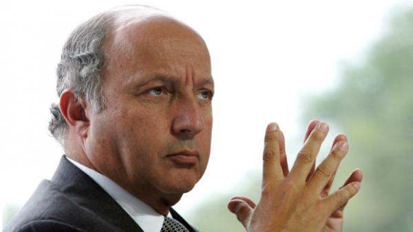 فابيوس: داعش يضم 30 ألف "متوحش".. وفالس: الهجوم بأسلحة بيولوجية على فرنسا مُحتمل