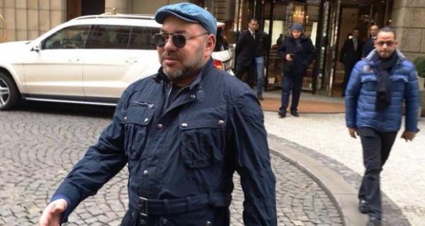 الملك محمد السادس يقدم هذه الهبة لبناء مسجد بأمستردام