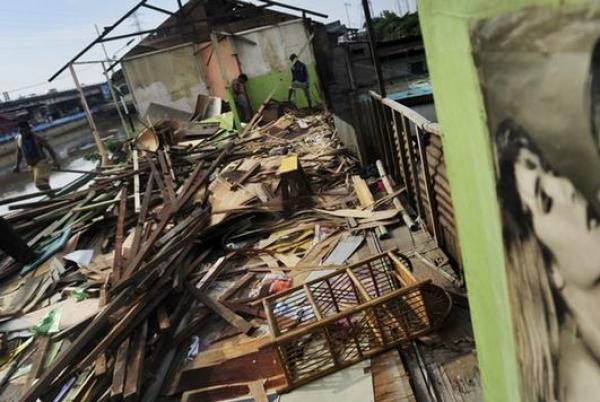 إندونيسيا: تدمير أكبر حي للبغاء في العاصمة جاكرتا