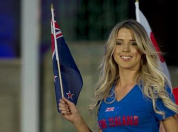 بالصور : نيوزيلندية تفوز بلقب ملكة جمال بطولة كأس العالم للسيدات