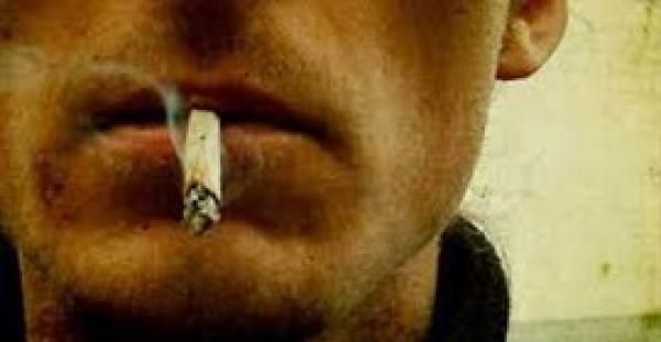 للرجال فقط.. احذر تعاطى الحشيش يضر هرموناتك الذكورية