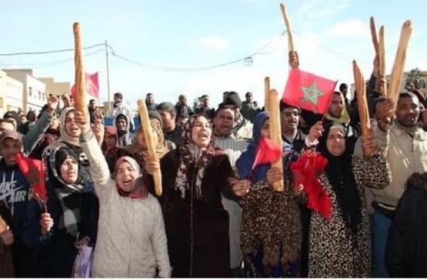 الفراشة بسطات "نبقاو فالزنقة حسن لينا من الأسواق النموذجية"