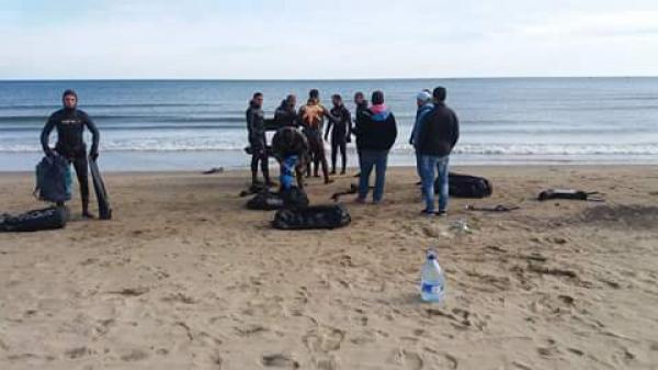 اختفاء غطاس بشاطئ كابونيغرو وفرقة الإنقاذ تفشل في العثور عليه بعد 24 ساعة