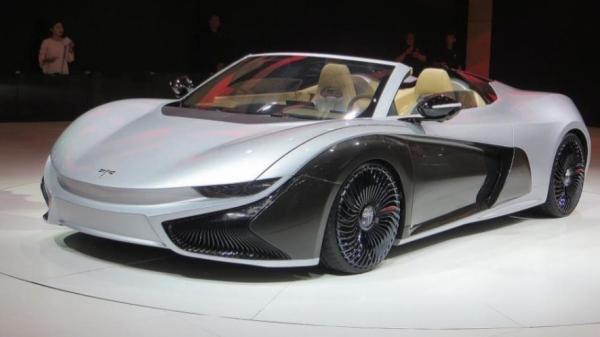 كيانتو K50 سيارة رياضية كهربائية بقوة 402 حصان في معرض بكين