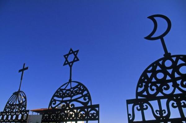 بعد التقرير الأمريكي الأخير...الأقليات الدينية بالمغرب تعقد مؤتمرا استثنائيا وهذه التفاصيل