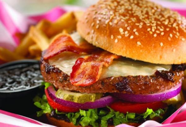 إدمان الماكولات السريعة ينتقل عبر الوراثة