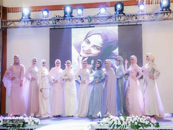 بالصور : هذه هي المغربية التي فازت بملكة جمال المحجبات