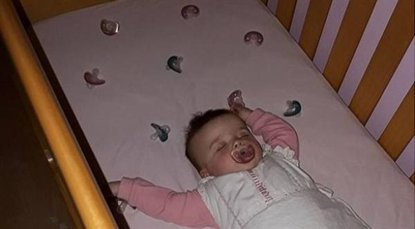 حيلة مبتكرة توقف بكاء طفلك دون أن يوقظك من النوم