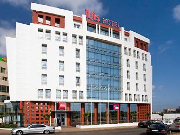 صحف الثلاثاء : شركة فرنسية &quot;تستولي&quot; على أرض لتشييد فنادق بالدار البيضاء