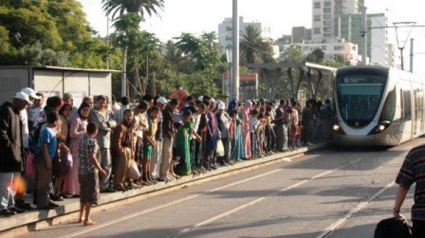 مجانية \'الطرام\' تربك حركة السير في الرباط