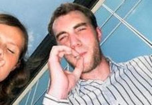 فتوى جزائرية تحرم زواج الفتيات بالمدخنين