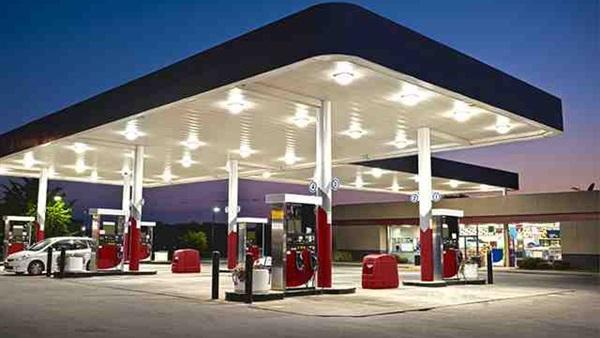 خاص: مجلس المنافسة يستقبل بعد غد مهنيي محطات الوقود..فهل هي بوادر انخفاض في الأسعار؟