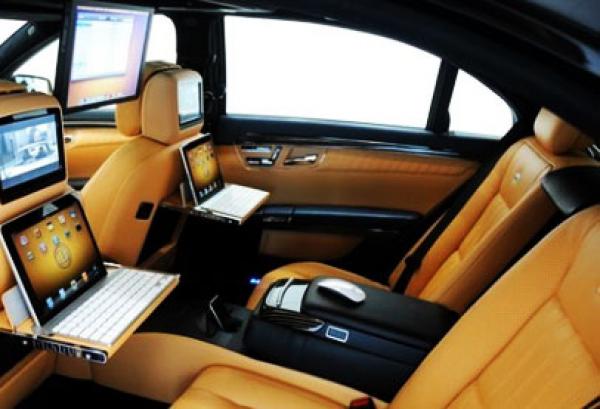 'كار بلاي'.. نفوذ آبل يقتحم عالم السيارات الذكية