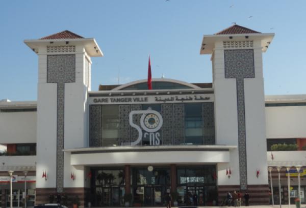 عاجل: قطارات "الخليع" تعلق كل الرحلات "من" و"إلى" مدينة "طنجة"