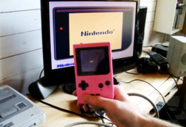العاب الفيديو المحمولة تدين بالفضل الى 'غايم بوي'