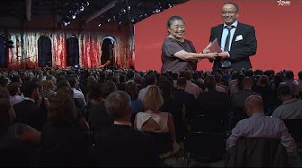 تتويج المغربي عدنان رمال بجائزة المخترع الأوروبي بايطاليا