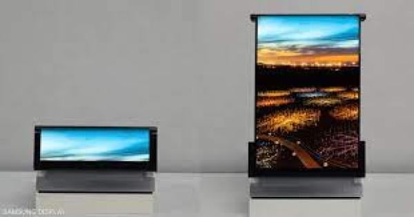 سامسونغ تكشف الشاشة الخارقة: يمكن طيها كالسجادة وحملها بسهولة