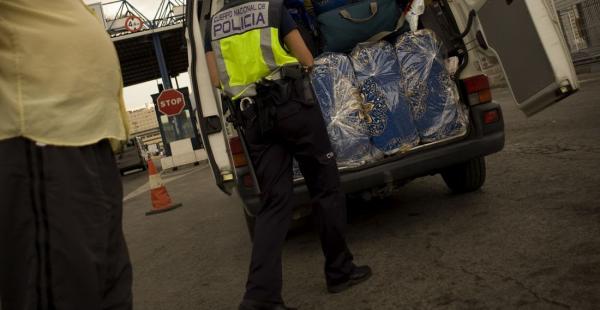 الإعلام الإسباني يقدم تفاصيل مغايرة في واقعة العثور على جثة شابة في الصندوق الخلفي لسيارة مهاجر مغربي