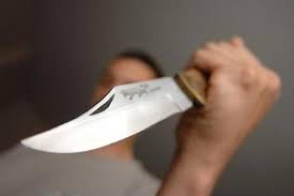 طعنات سكين غادرة تنهي حياة شاب بخريبكة‏