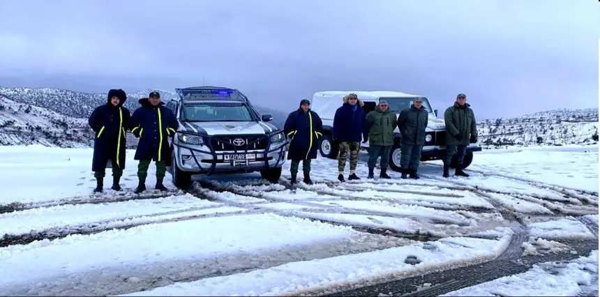 تحرّك كبير للسلطات بتنغير وميدلت لمواجهة الثلوج وفك العزلة عن السكان